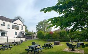 The Ynyscedwyn Arms Hotel