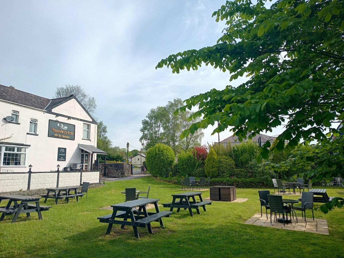 The Ynyscedwyn Arms Hotel Swansea Buitenkant foto